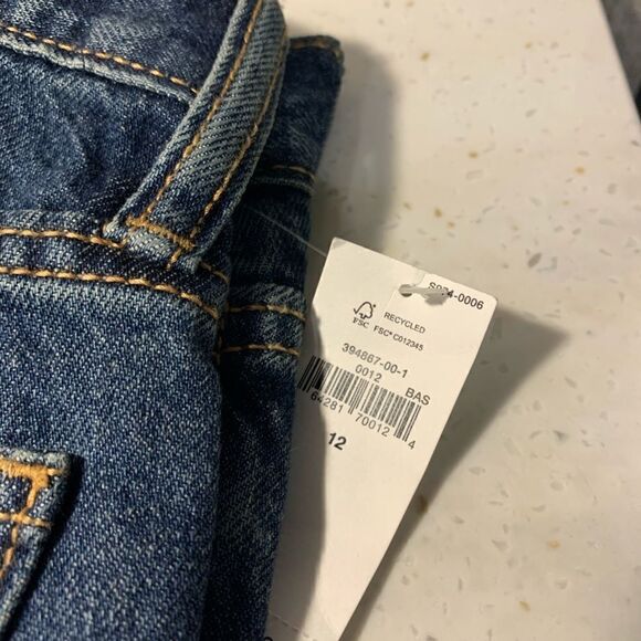 NWT Old Navy Bootcut Jeans - Picture 3 of 6